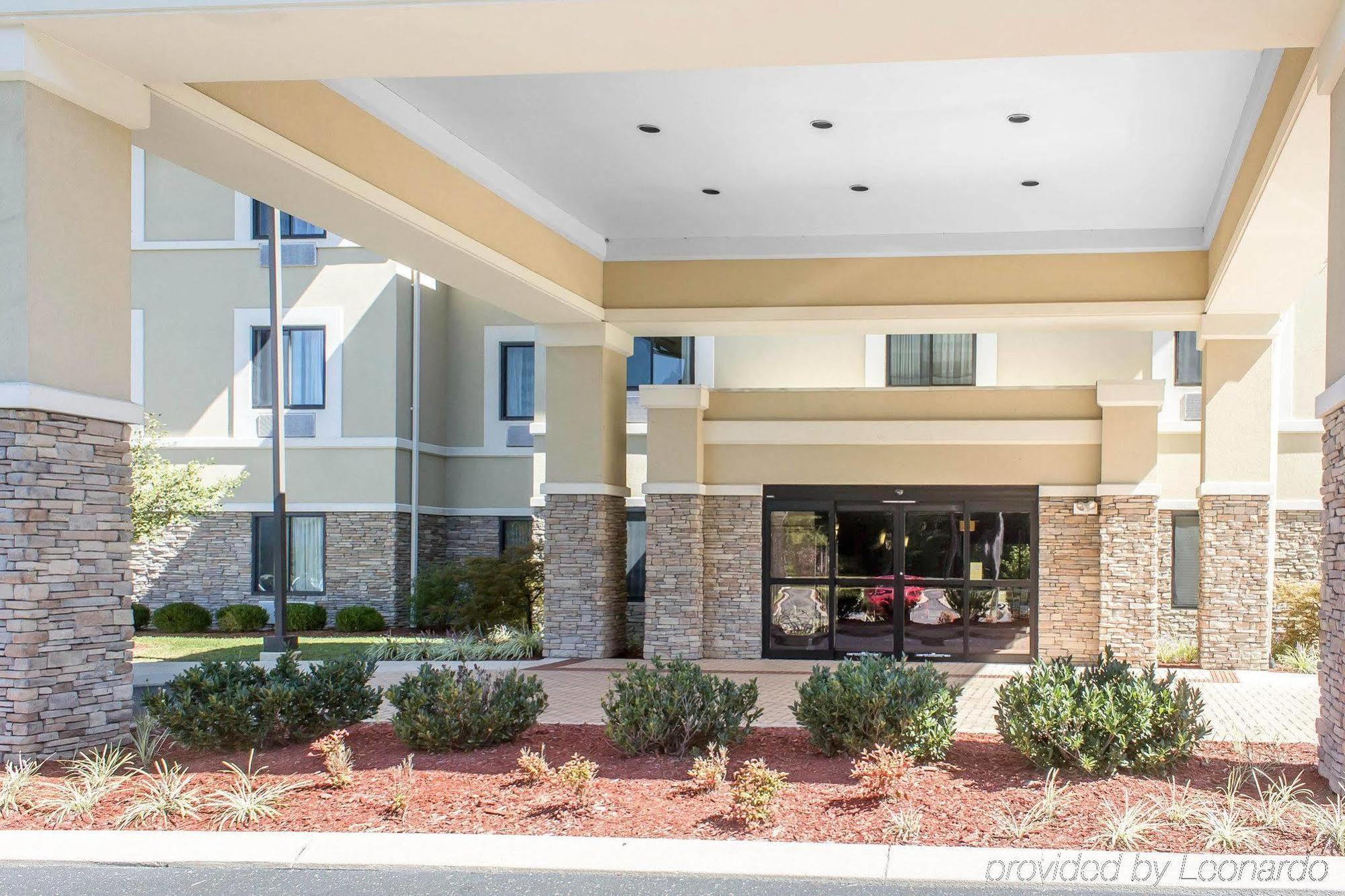 Sleep Inn & Suites Middlesboro Bagian luar foto
